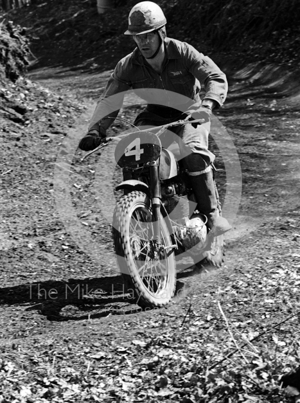 Jeff Smith, BSA, at the top of the hill, Hawkstone 1965.