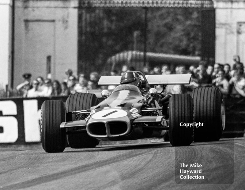 Graham Hill, Roy Winkelmann Lotus 59B, Oulton Park Gold Cup 1969.
