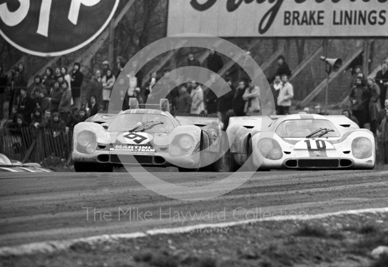 Gijs van Lennep/Gerard Larrousse, Martini Porsche 917K, and Reinhold Jost/Willy Kauhsen, Jost Porsche 917K, at Clearways, BOAC 1000 kms, Brands Hatch, 1971.

