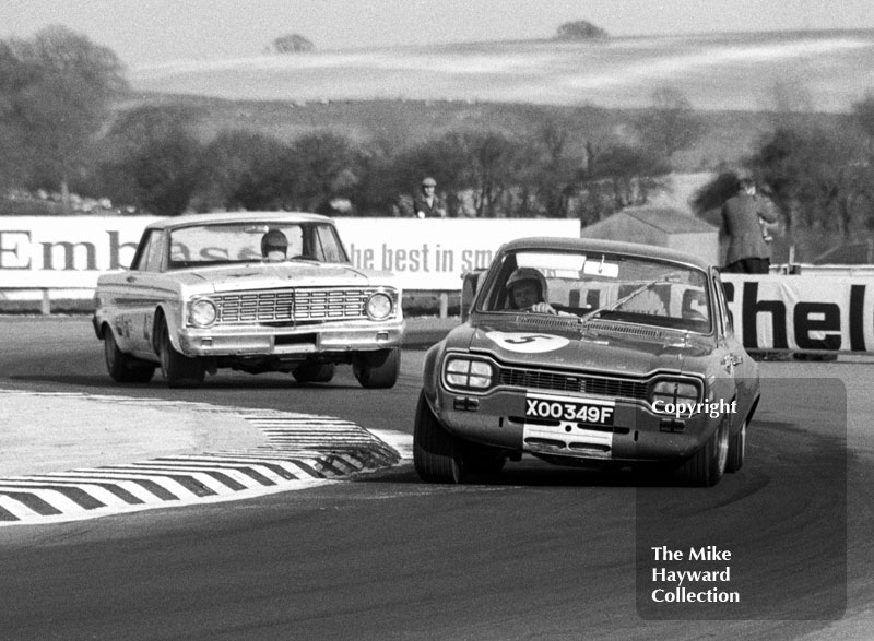 Frank Gardner, Alan Mann Ford Escort, reg no XOO 349F, and Terry Sanger, Ford Falcon, Thruxton Easter Monday meeting 1969.
