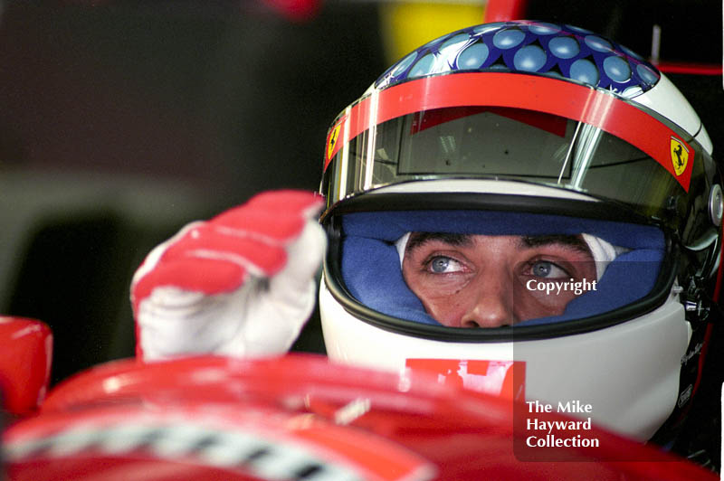 Jean Alesi, Ferrari 412T2, Silverstone, British Grand Prix 1995.
