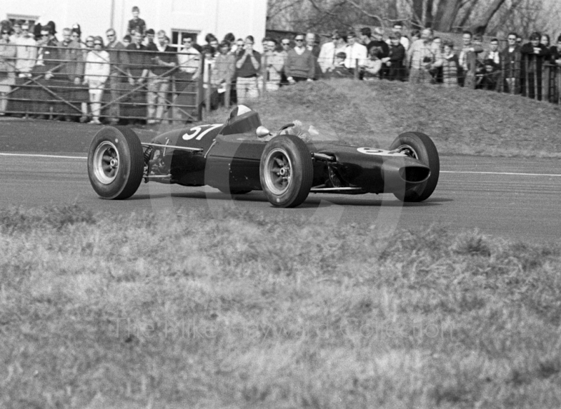 Steve Matchett, Edwards Motor Racing Cooper T76, Formula 3 race, Oulton Park Spring Race meeting, 1965.
