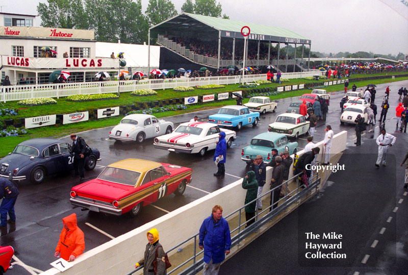 Cars line up on the grid for the St Mary's Trophy, Goodwood Revival, 1999

