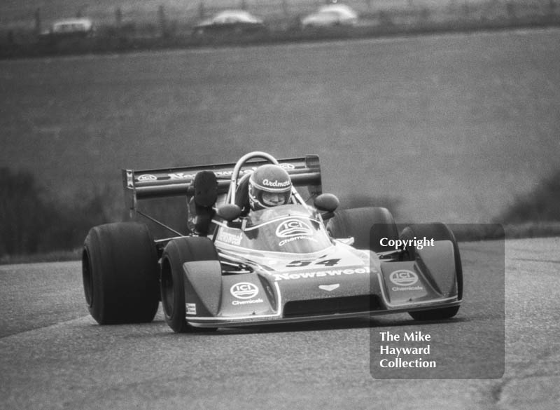 Ray Mallock, Chevron B40 Hart, Jochen Rindt Memorial Trophy, Formula 2&nbsp;International, Thruxton, 1977.
