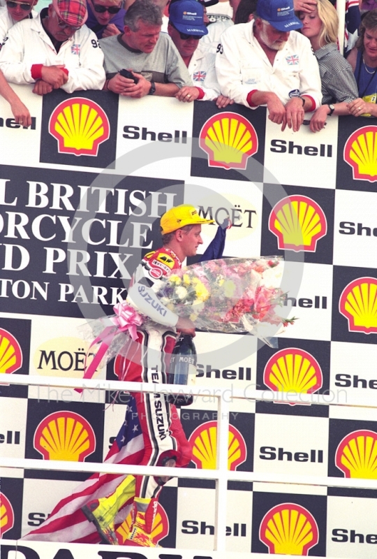 Race winner Kevin Schwantz, Donington Park, British Grand Prix 1991. 