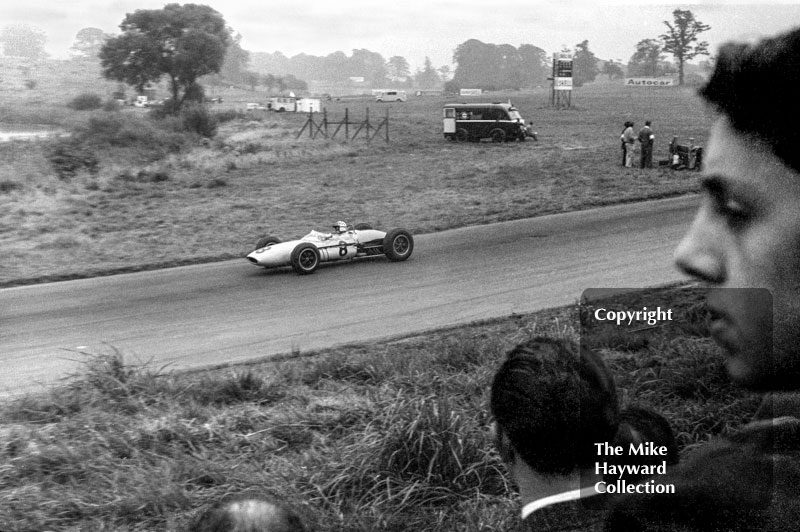 Innes Ireland, Lotus 24, 1963 Gold Cup, Oulton Park.
