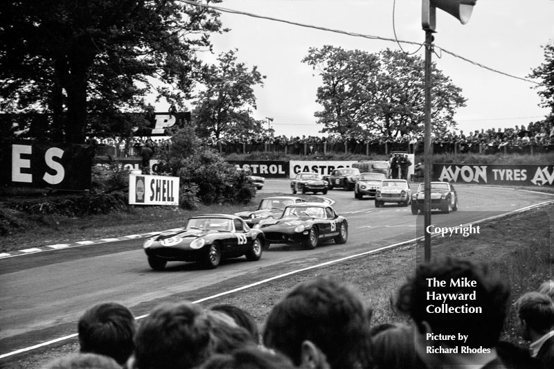 Warren Pearce, Warren pearce Racing Organisation Jaguar E-Type, K G Holland, Molash Racing Partnership Jaguar E-Type, Brands Hatch, May 28 1967.
