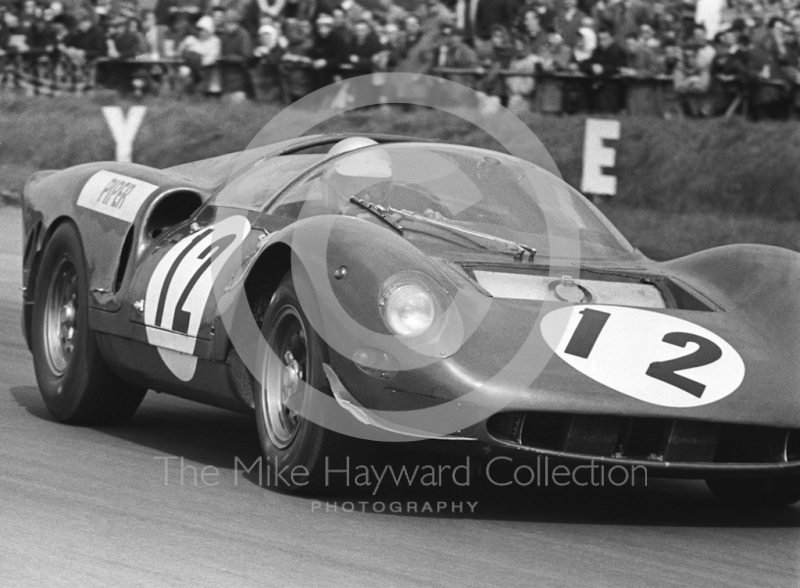 David Piper, Ferrari 365, Silverstone International Trophy meeting 1966.
