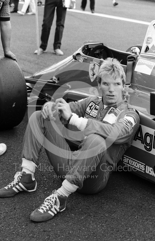 Stefan Johansson, Ferrari 156/85, relaxes on the grid, British Grand Prix, Silverstone, 1985
