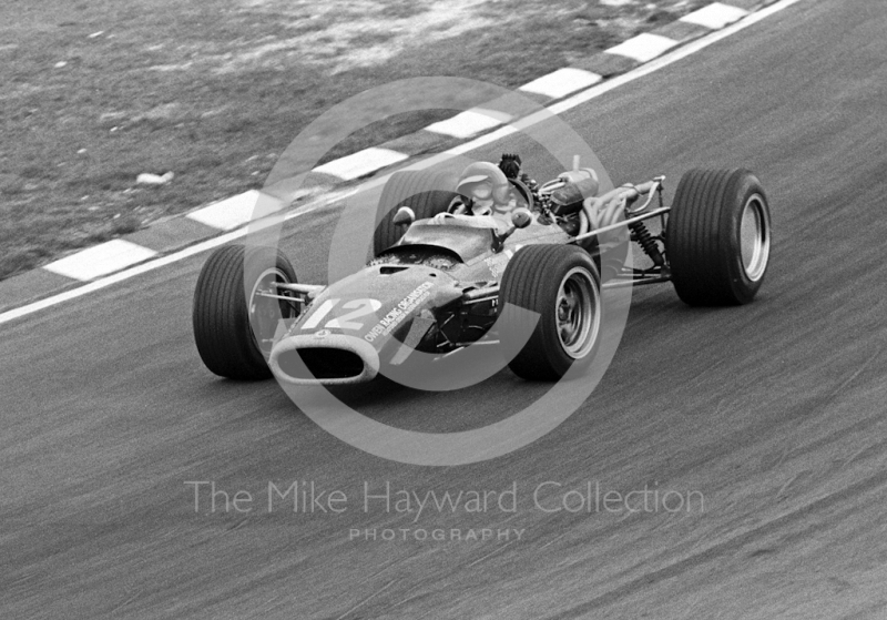 Mike Spence, BRM V12 P126 V12, Race of Champions, Brands Hatch, 1968. Retired with a blown engine on lap 19.
