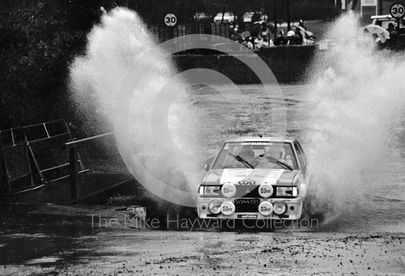 Mitsubishi (S 944 191), water splash, Sutton Park, RAC Rally 1982
