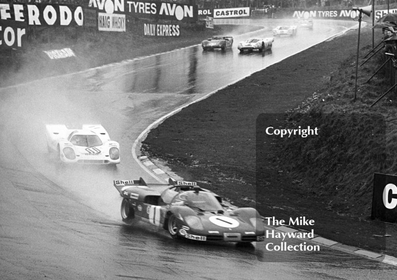 Jacky Ickx, Ferrari 512S, leads Vic Elford/Kurt Ahrens, Porsche 917, Brands Hatch BOAC 1000k 1970.
