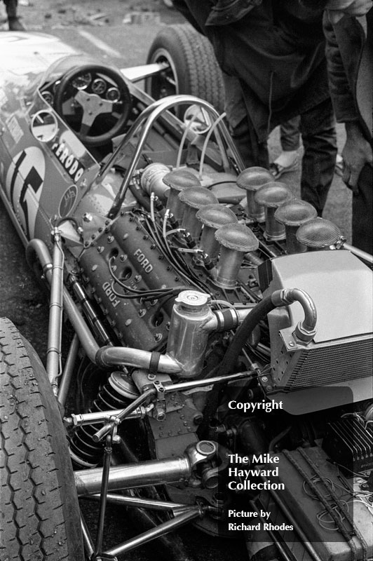 Jackie Stewart's Matra MS10, 1968 Race of Champions, Brands Hatch.<br />
<br />
<em>Picture by Richard Rhodes</em>
