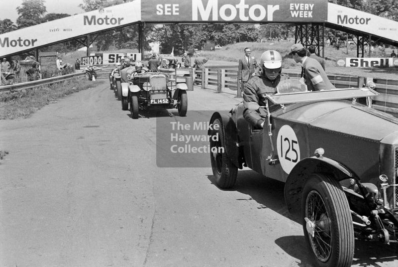 R Lees, 1927 Invicta, 1969 VSCC Richard Seaman Trophies meeting, Oulton Park.