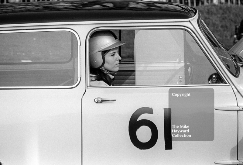Anita Taylor, Automobile Racing Drivers School Mini Cooper S 995cc, Oulton Park, Spring Race Meeting 1965.
