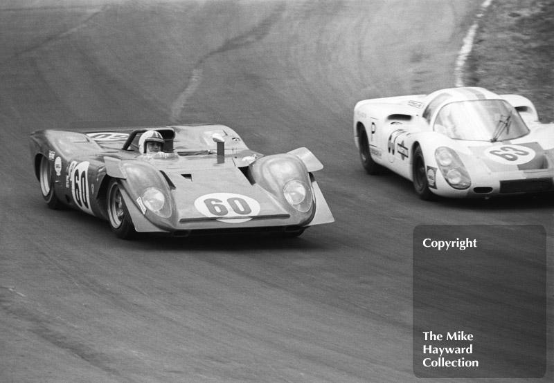 Chris Amon, Ferrari 312, and Rudi Lins/Willy Kauhsen, Porsche 907, Brands Hatch, BOAC 500 1969.
