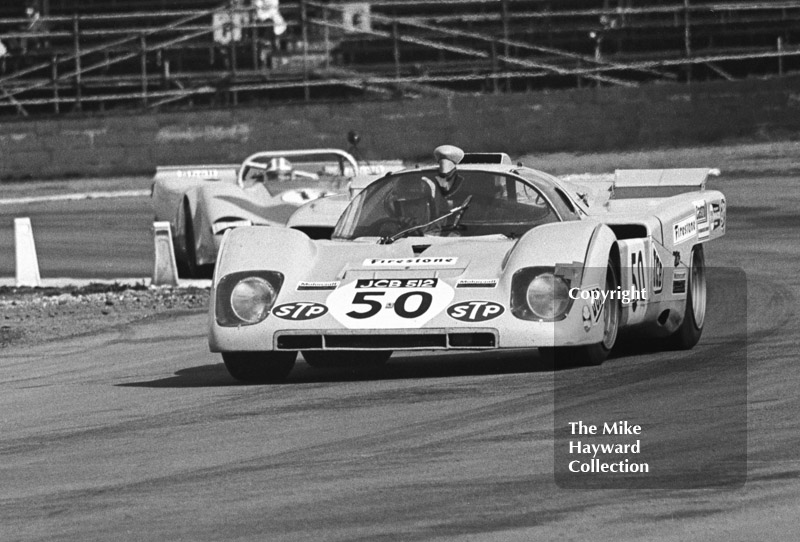 Willie Green, JCB Ferrari 512M, Silverstone, Super Sports 200 1972.
