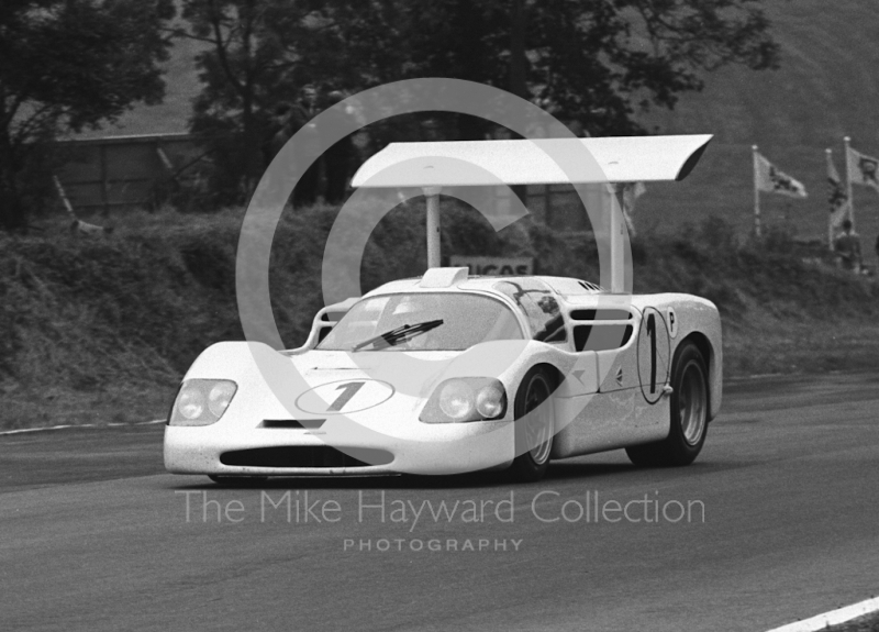 Phil Hill/Mike Spence, Chaparral 2F, Brands Hatch, BOAC 500 1967.
