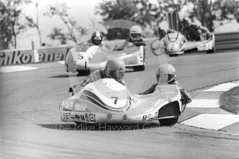 Jock Taylor, Benga Johanson, 700 Lee Yamaha, John Player international sidecar race, Donington Park, April 1982.