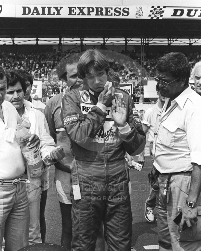 Eddie Cheever, Renault Elf RE40, on the grid, 1983 British Grand Prix, Silverstone.
