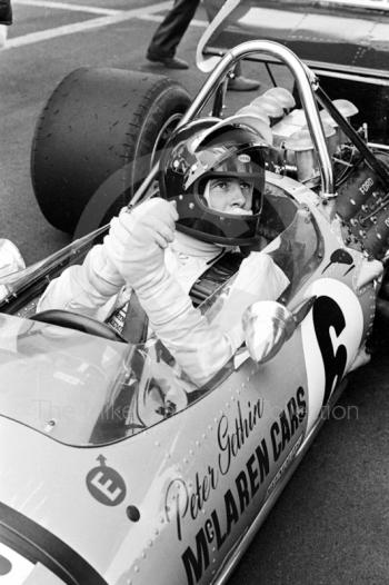 Peter Gethin, McLaren M14A, Oulton Park Rothmans International Trophy, 1971.
