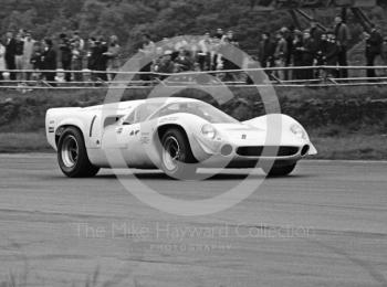 Denny Hulme, Steering Wheel Club of West Bromwich Lola T70, 1968 Martini International 300, Silverstone
