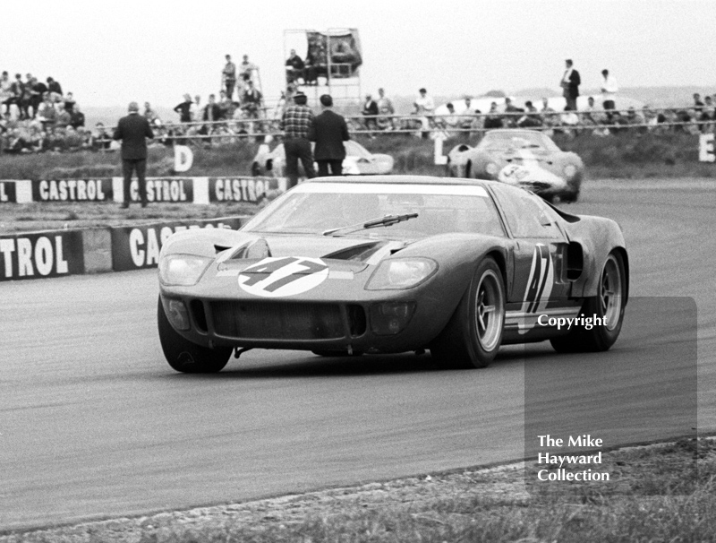Paul Hawkins, Ford GT40, W D and H O Wills Trophy, Silverstone, 1967 British Grand Prix.