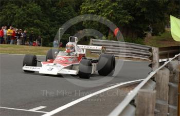 Abba Kogan, McLaren M23, Force Classic Grand Prix Cars, Oulton Park Gold Cup, 2003