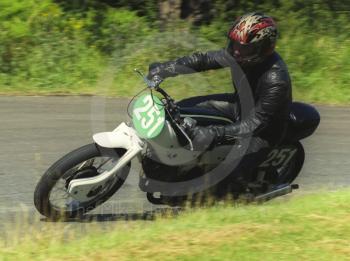 Reg Davis, 250 Arial Arrow, Hagley and District Light Car Club meeting, Loton Park Hill Climb, July 2000.