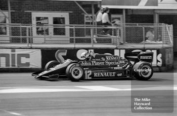 Nigel Mansell, JPS Lotus 94T, 1983 British Grand Prix, Silverstone.
