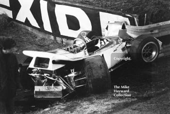 Badly damaged Leda 21 Chevrolet of Mac Daghorn, Guards F5000 Championship, Oulton Park, 1970.
