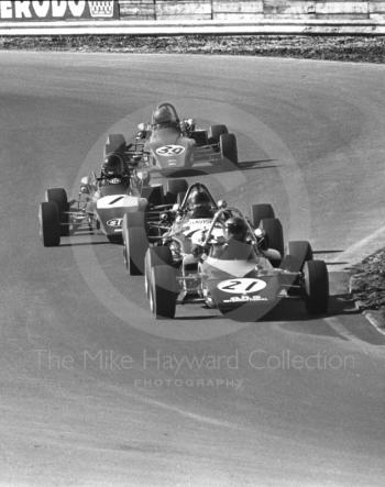 Andy Sutcliffe, GRS GRD 372; James Hunt, STP March 723; and Bob Evans, Alan McKechnie March 723, Mallory Park, Forward Trust 1972.
