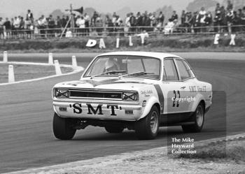 Bill Dryden, SMT Vauxhall Viva GT, WIPAC Saloon Car Race, Martini Trophy, Silverstone, 1970