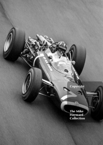 Graham Hill, BRM H16, Oulton Park Gold Cup 1966.
