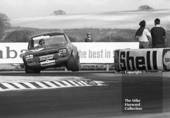 Frank Gardner, Alan Mann Ford Escort, reg no XOO 349F, Thruxton Easter Monday meeting 1969.
