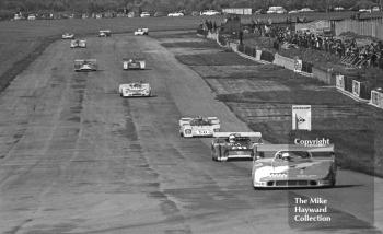 Leo Kinnunen, Porsche 917/10; Hans Wiedmer, McLaren M8E Chevrolet; and Willie Green, JCB Ferrari 512M, Silverstone, Super Sports 200 1972.
