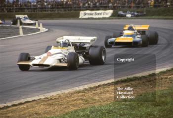 Pedro Rodriguez, Yardley BRM P160, Graham Hill, Brabham BT34 DFV, Silverstone, International Trophy 1971.
