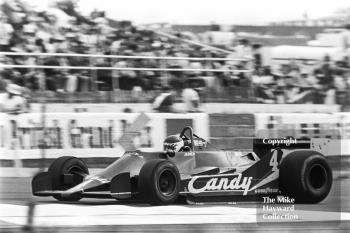 Jean Pierre Jarier, Tyrrell 009-3, on the way to 3rd place, Silverstone, British Grand Prix 1979.
