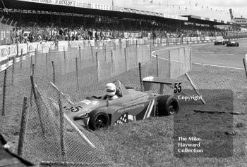 Ray Stover, Anglo American Racing Ralt RT3, crashes into the catch fencing, Formula 3 race, Silverstone, British Grand Prix 1985.
