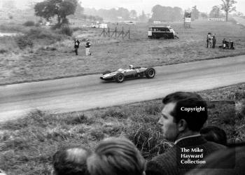 Bruce McLaren, Cooper T66, 1963 Gold Cup, Oulton Park.
