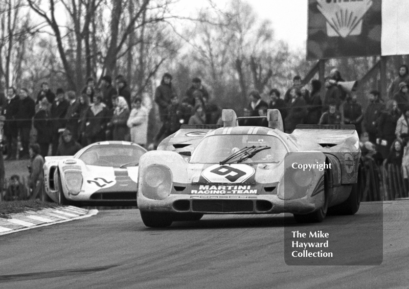 Gijs van Lennep/Gerard Larrousse, Martini Rossi Racing Team Porsche 917K, and Ken Walker/John Bridges, Red Rose Racing Chevron B16, Brands Hatch, BOAC 1000k 1971.