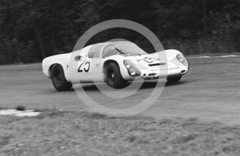 Udo Schutz, Gerhard Koch, Porsche 910, Brands Hatch, BOAC 500 1967.
