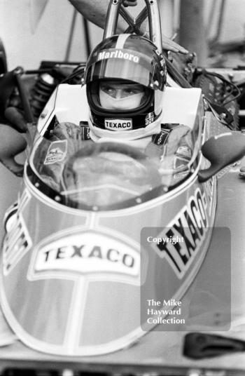 Emerson Fittipaldi, Texaco McLaren M23, Brands Hatch, British Grand Prix 1974.
