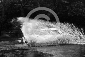 Sergej Vukovich/Andris Zuinggevich, Lada 2105, water splash, Sutton Park, RAC Rally 1982.
