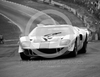 David Hobbs/Mike Hailwood, JW Ford GT40, Brands Hatch, BOAC 500 1969.
