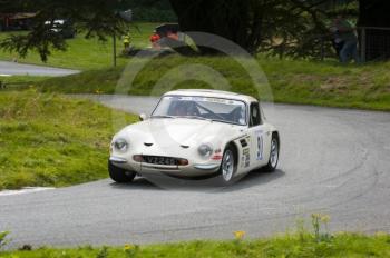 Mike Roe, TVR Vixon S4, reg no VZ245, Hagley and District Light Car Club meeting, Loton Park Hill Climb, August 2012. 