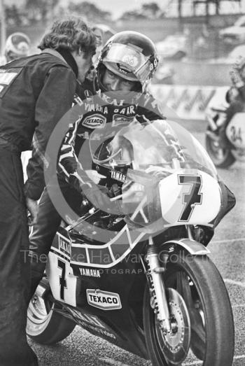 Barry Sheene, Yamaha YZR 500, on the grid, Donington Park 1980.