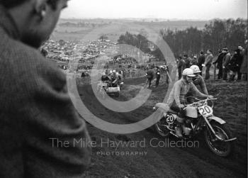 D Brooks, Wasp 650, ACU British Scramble Sidecar Drivers Championship, Hawkstone Park, 1969.