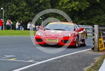 Ian Hetherington in a Ferrari F360 at Oulton Park during the Pirelli Ferrari Maranello Challenge, August 2001.
