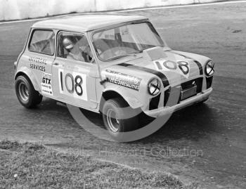 Neil McGrath, Mini Cooper S, Hepolite Glacier Saloon Race, Mallory Park, 1971
